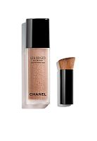 WATER-FRESH TINT WITH MICRO-DROPLET PIGMENTS. BARE SKIN EFFECT. NATURAL AND LUMINOUS HEALTHY GLOW.